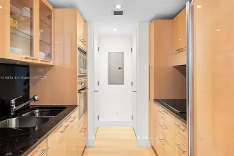 6801 Collins Avenue Miami Beach FL 33141