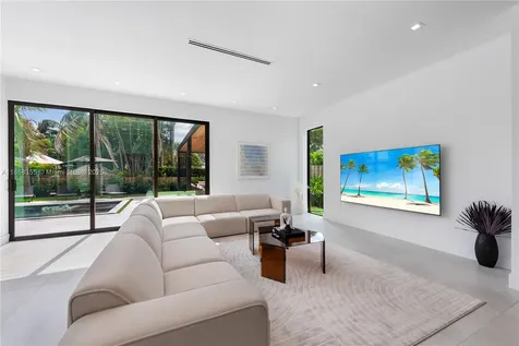1960 NE 197th Terrace Miami FL 33179