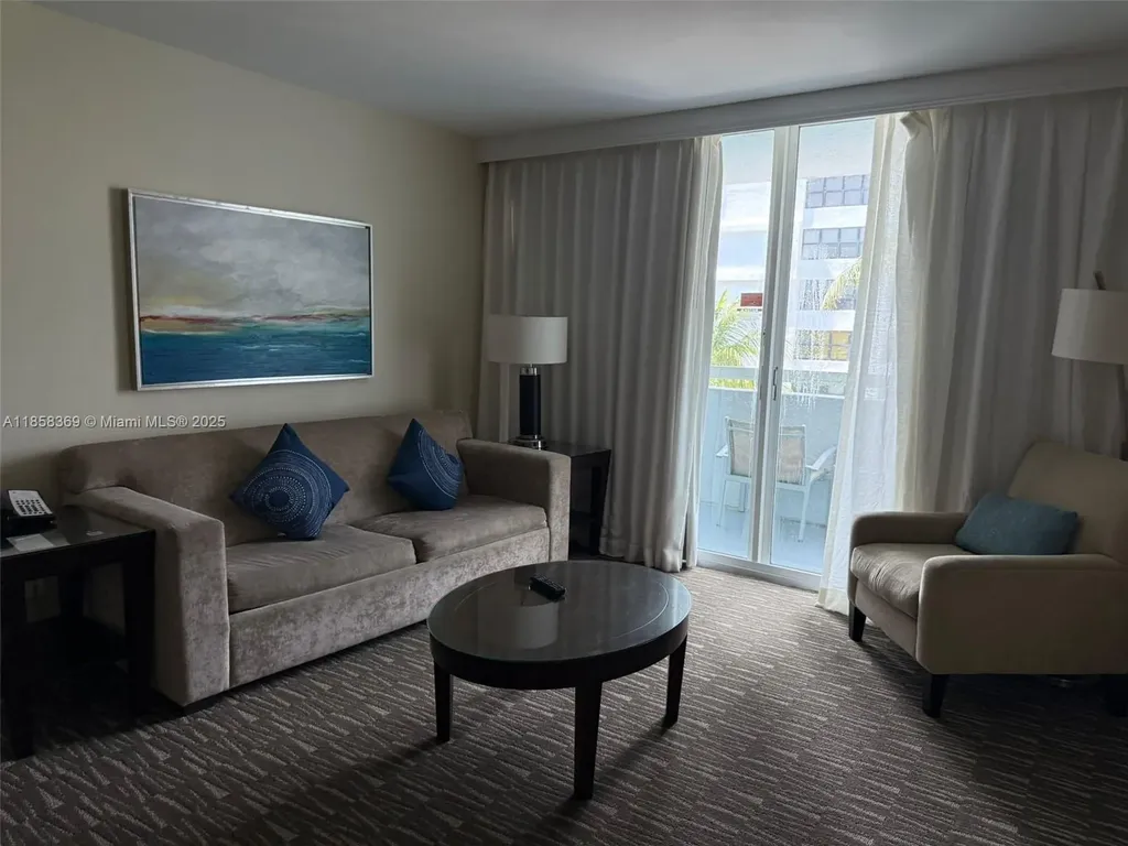 2670 E Sunrise Boulevard Fort Lauderdale FL 33304