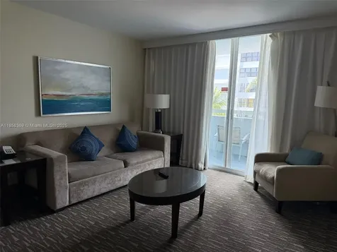 2670 E Sunrise Boulevard Fort Lauderdale FL 33304