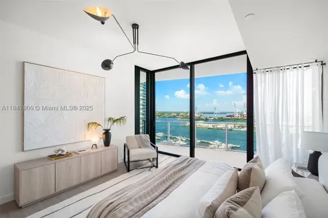 Miami Beach FL 33139
