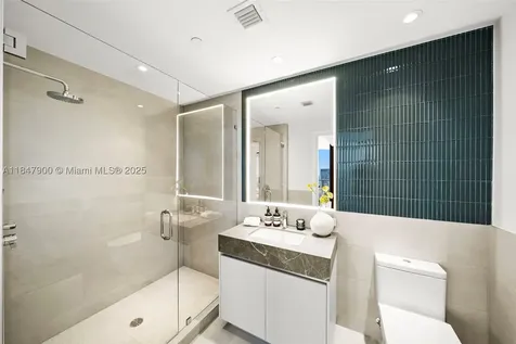 Miami Beach FL 33139