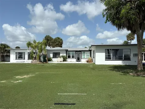 6003 S Indian River Drive Fort Pierce FL 34982