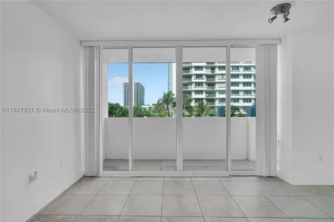 1881 79th St Causeway North Bay Village FL 33141