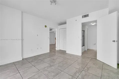 1881 79th St Causeway North Bay Village FL 33141