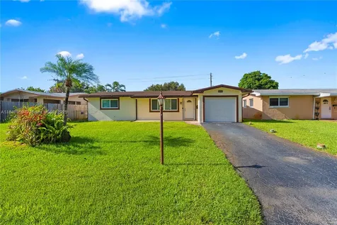 8560 NW 16th Street Pembroke Pines FL 33024