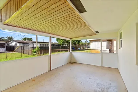 8560 NW 16th Street Pembroke Pines FL 33024
