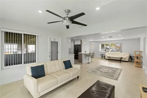 8560 NW 16th Street Pembroke Pines FL 33024