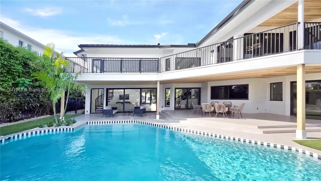 7190 Valencia Drive Boca Raton FL 33433