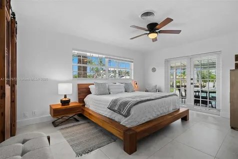 2681 NE 9th Court Pompano Beach FL 33062
