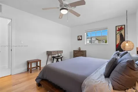 2681 NE 9th Court Pompano Beach FL 33062