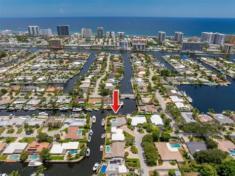 2681 NE 9th Court Pompano Beach FL 33062