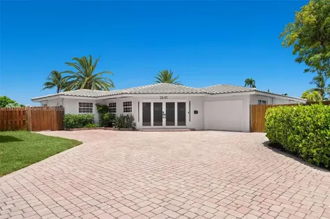 2681 NE 9th Court Pompano Beach FL 33062