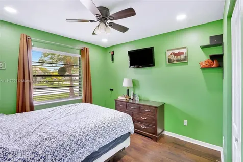 13554 SW 48th Terrace Miami FL 33175