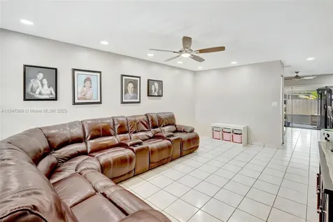 13554 SW 48th Terrace Miami FL 33175