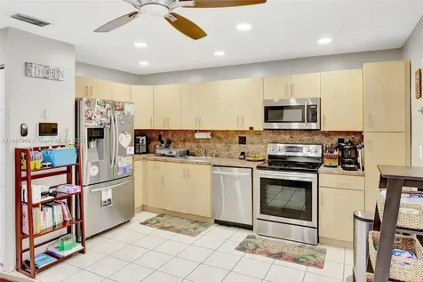 13554 SW 48th Terrace Miami FL 33175