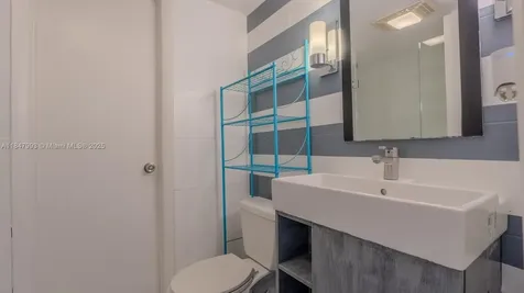 3128 NW 84th Way Sunrise FL 33351