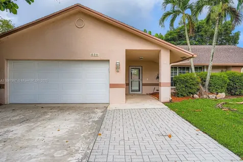 836 Blueberry Drive Wellington FL 33414