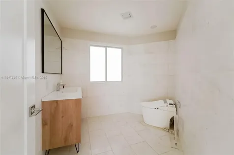 1981 S Oak Haven Circle Miami FL 33179