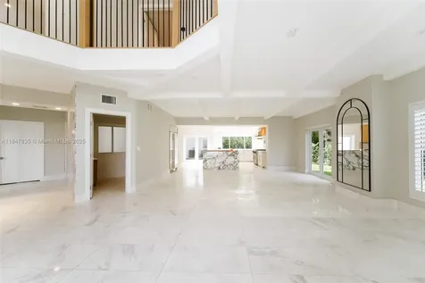 1981 S Oak Haven Circle Miami FL 33179