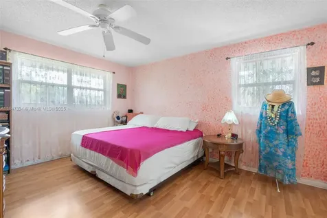 3120 Holiday Springs Boulevard Margate FL 33063