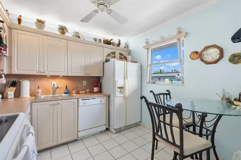 3120 Holiday Springs Boulevard Margate FL 33063