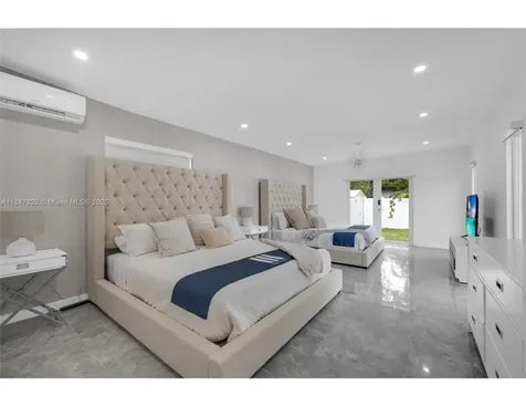 19810 NE 22nd Avenue Miami FL 33180