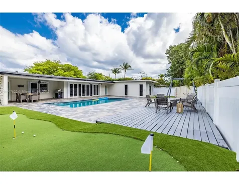 19810 NE 22nd Avenue Miami FL 33180
