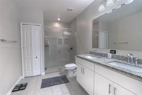 10609 SW Vasari Way Port St. Lucie FL 34987