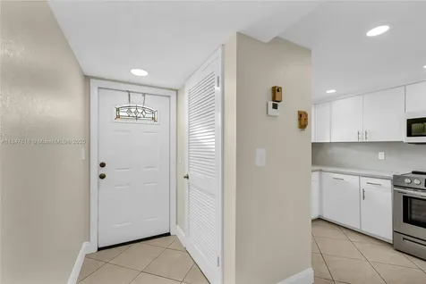 681 S Hollybrook Drive Pembroke Pines FL 33025