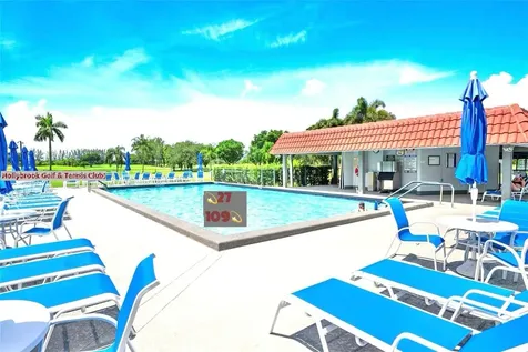 681 S Hollybrook Drive Pembroke Pines FL 33025
