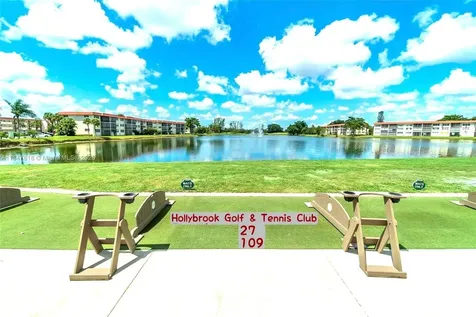 681 S Hollybrook Drive Pembroke Pines FL 33025