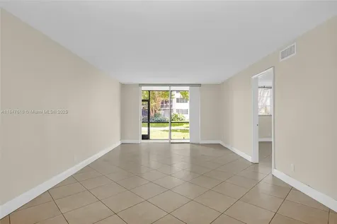 681 S Hollybrook Drive Pembroke Pines FL 33025