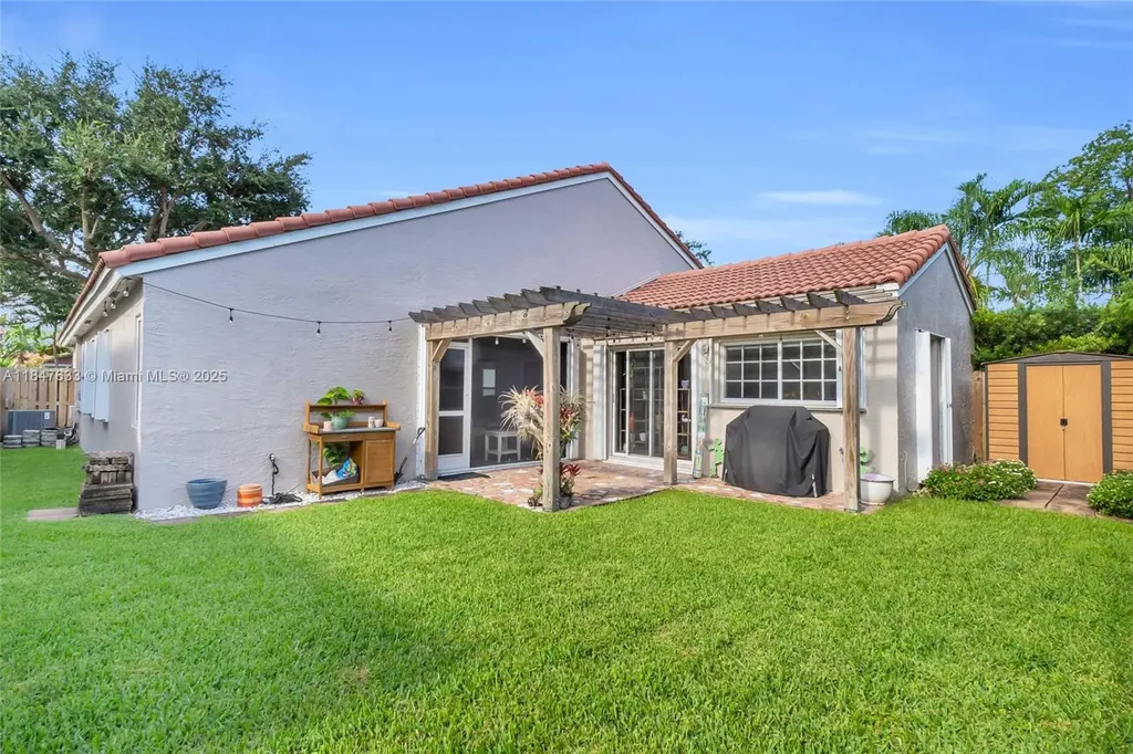 11727 SW 93rd Terrace Miami FL 33186
