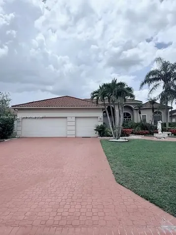 710 Grand Rapids Boulevard Naples FL 34120