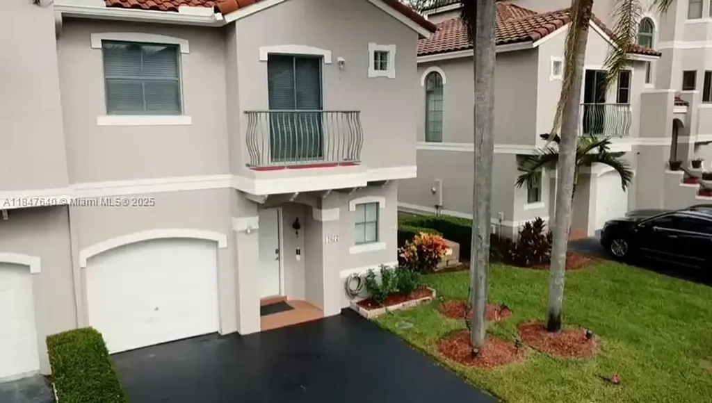 12677 NW 14th Place Sunrise FL 33323