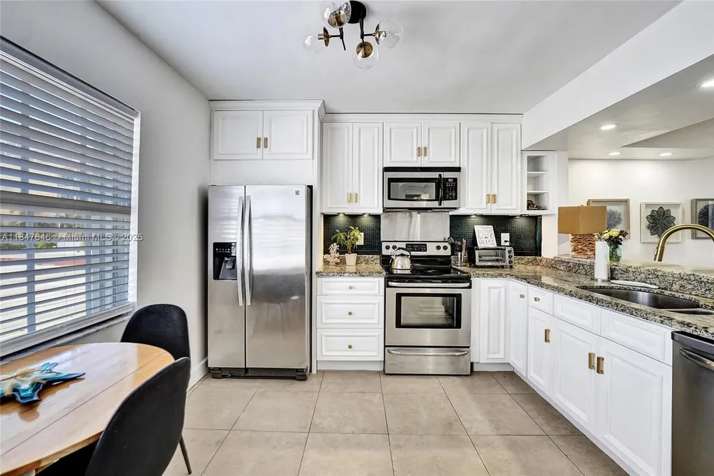 345 Virginia Street Hollywood FL 33019