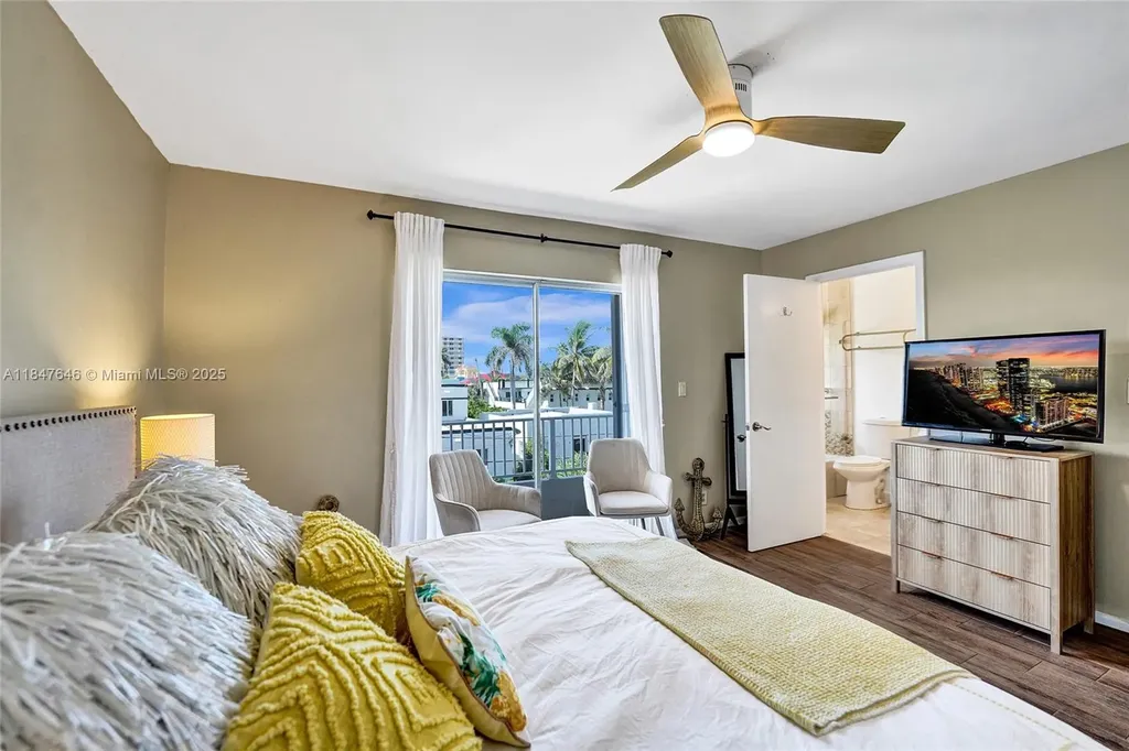 345 Virginia Street Hollywood FL 33019