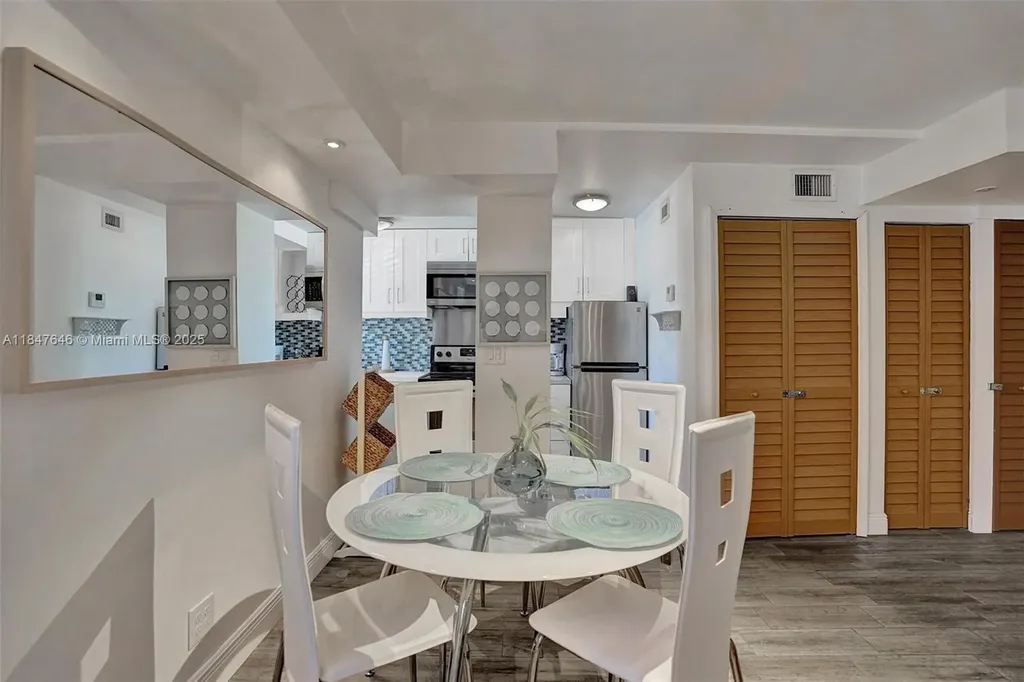 345 Virginia Street Hollywood FL 33019