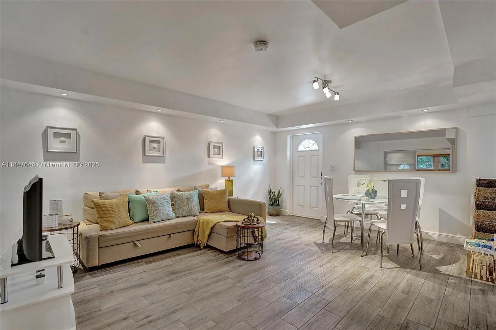 345 Virginia Street Hollywood FL 33019