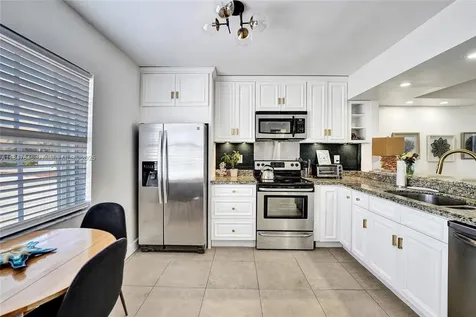 345 Virginia Street Hollywood FL 33019