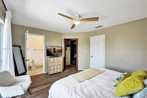 345 Virginia Street Hollywood FL 33019