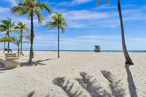 345 Virginia Street Hollywood FL 33019