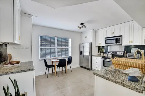 345 Virginia Street Hollywood FL 33019
