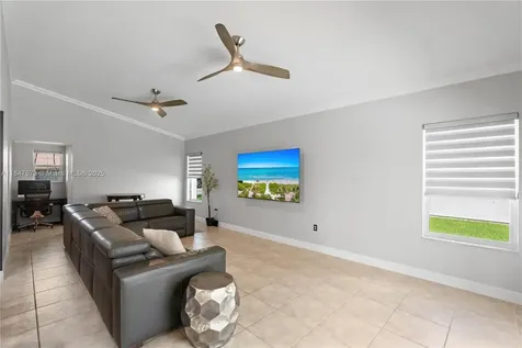 19410 NW 6th Street Pembroke Pines FL 33029