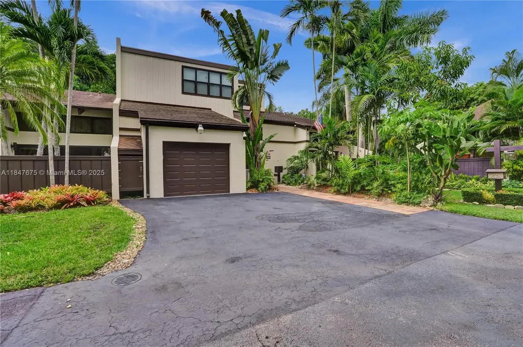 8626 SW 94th Street Miami FL 33156