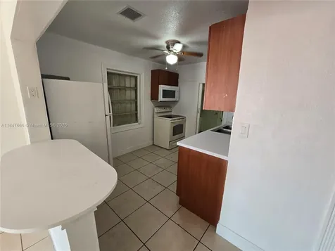 2401 NW 91st Street Miami FL 33147