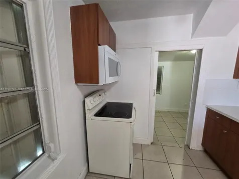 2401 NW 91st Street Miami FL 33147