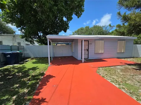 2401 NW 91st Street Miami FL 33147