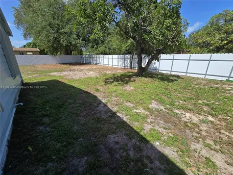 2401 NW 91st Street Miami FL 33147